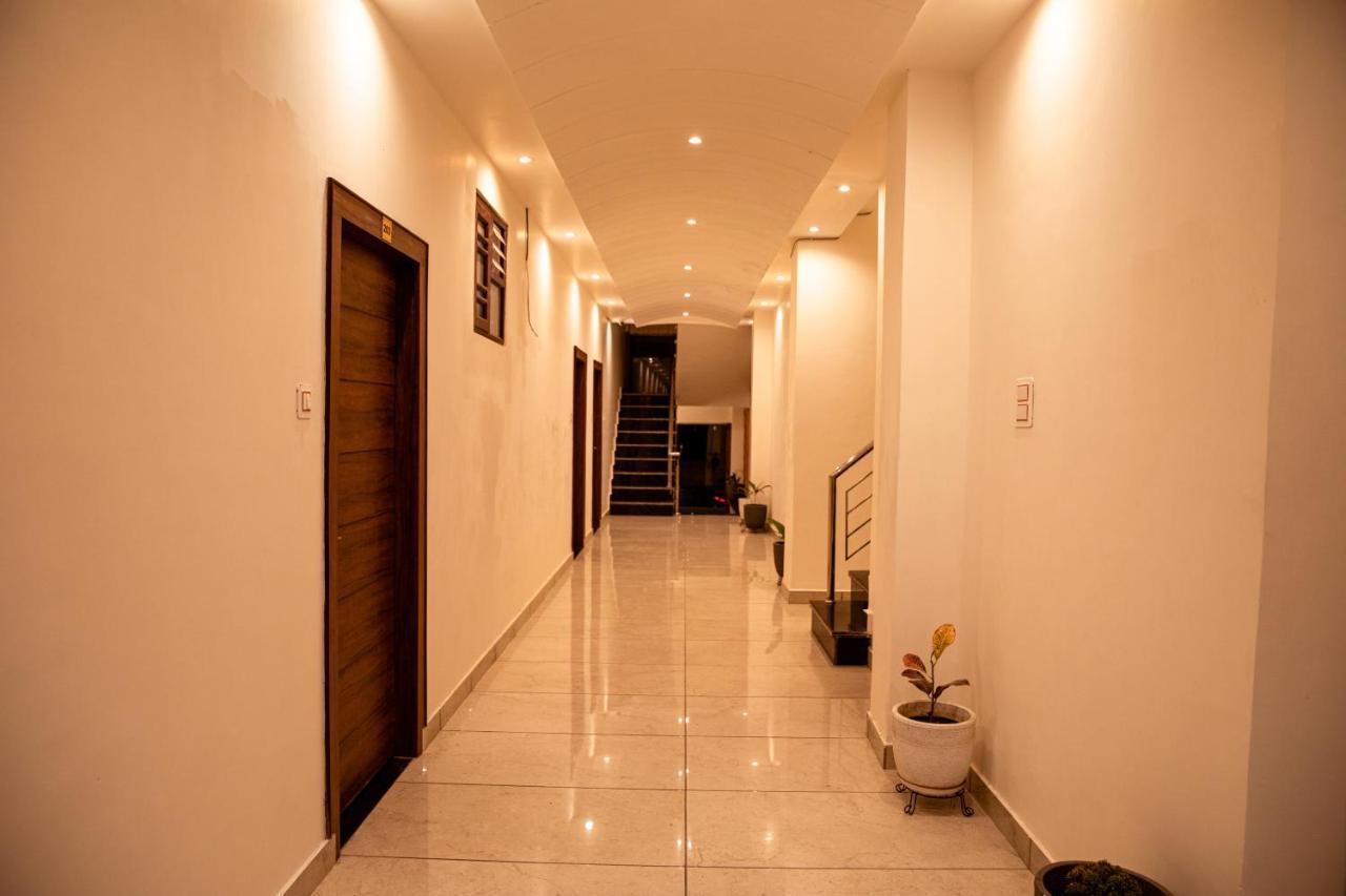 Hotel The Florence Chamba  Ngoại thất bức ảnh