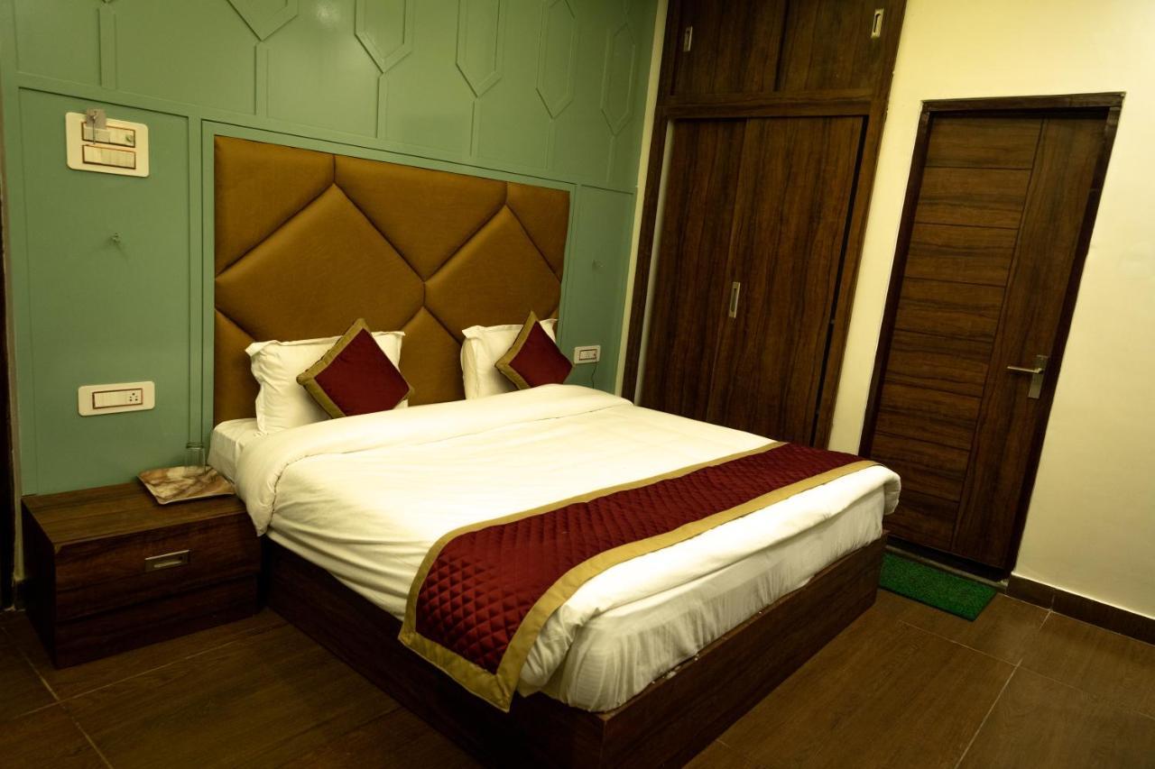 Hotel The Florence Chamba  Ngoại thất bức ảnh