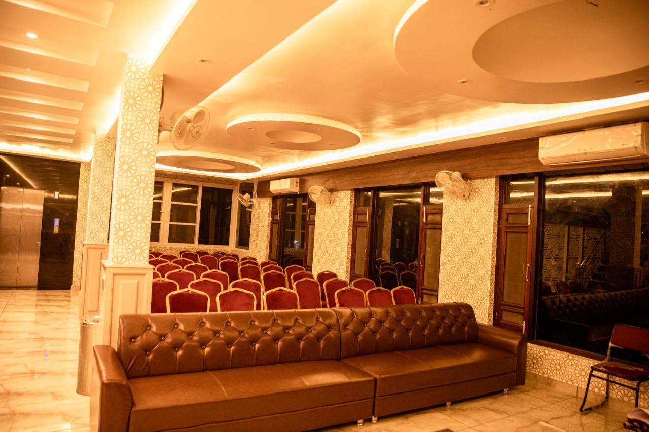Hotel The Florence Chamba  Ngoại thất bức ảnh