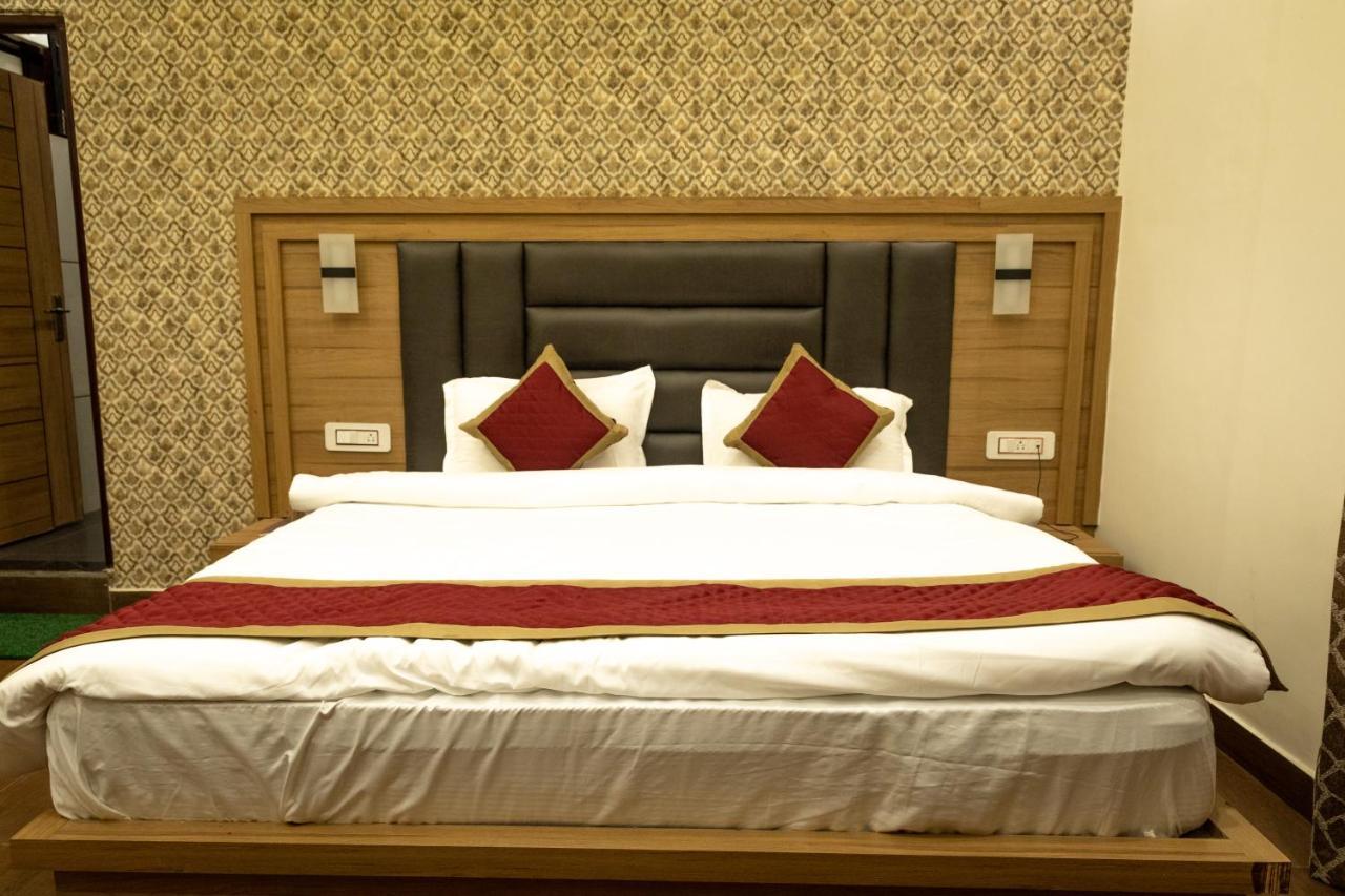 Hotel The Florence Chamba  Ngoại thất bức ảnh